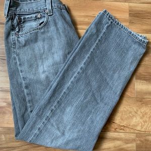 Men’s gray Levi’s 501 jeans